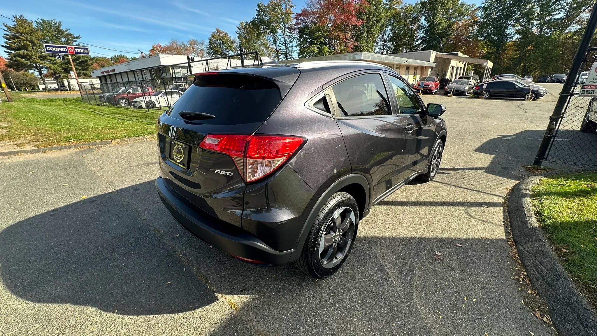 Used 2018 Honda HR-V EX-L image 5