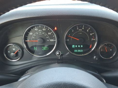 Used 2013 Jeep Wrangler Unlimited Sport AWD/4WD image 20