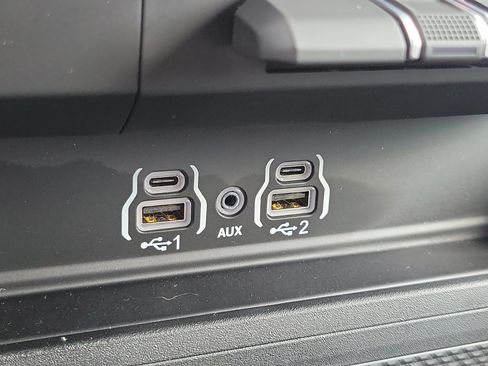 Used 2025 RAM 1500 Big Horn RWD image 23
