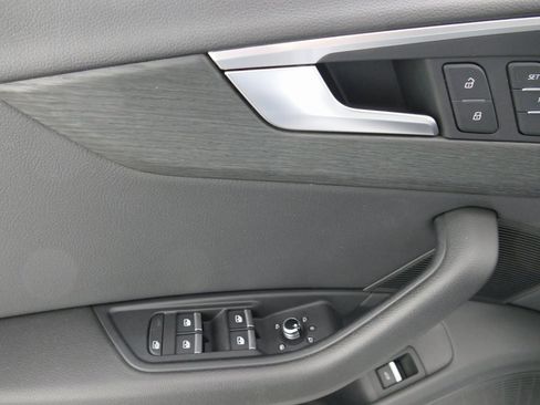 Used 2017 Audi A4 2.0T allroad Premium Plus w/ Premium Plus Package image 12