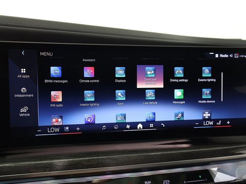 Used 2023 BMW 760i xDrive w/ Parking Assistance Package image 54