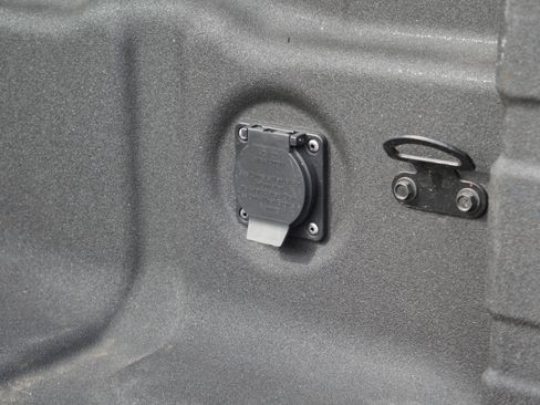 Certified 2022 Nissan Frontier PRO-4X w/ Pro-4X Premium Package image 25