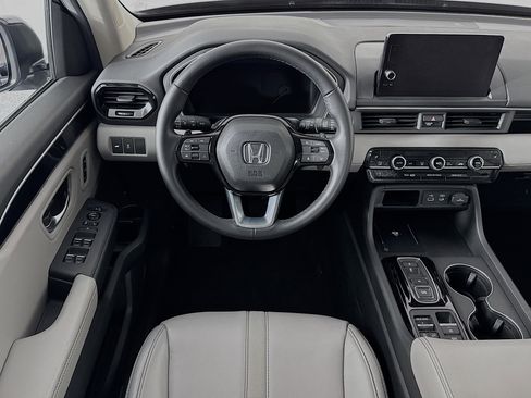 Certified 2025 Honda Pilot EX-L image 21