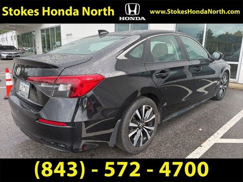 Used 2024 Honda Civic EX image 5
