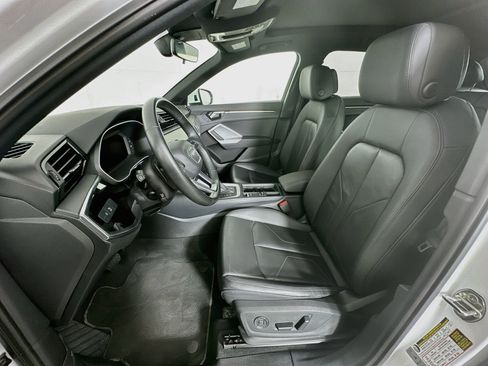 Used 2025 Audi Q3 2.0T Premium AWD/4WD image 13