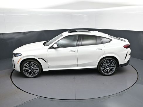 New 2027 BMW X6 xDrive40i w/ Premium Package AWD/4WD image 32