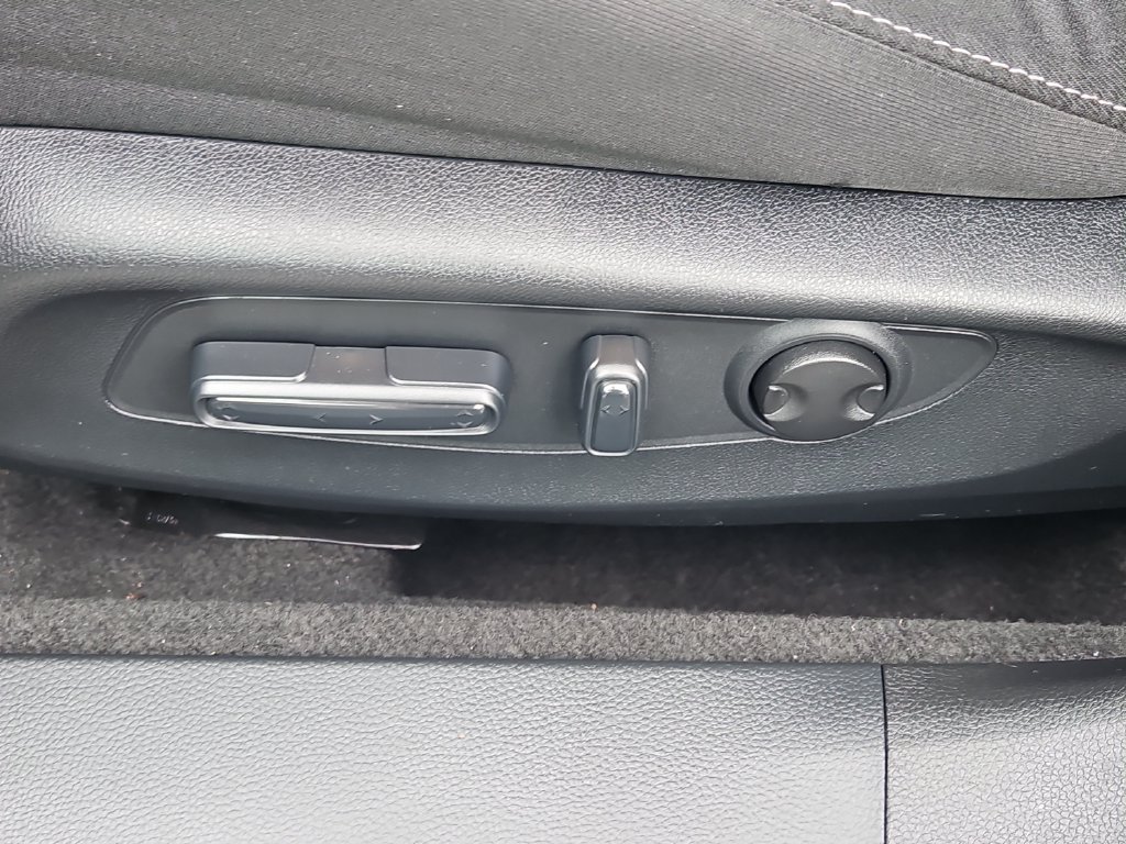Certified 2023 Honda Accord EX image 20