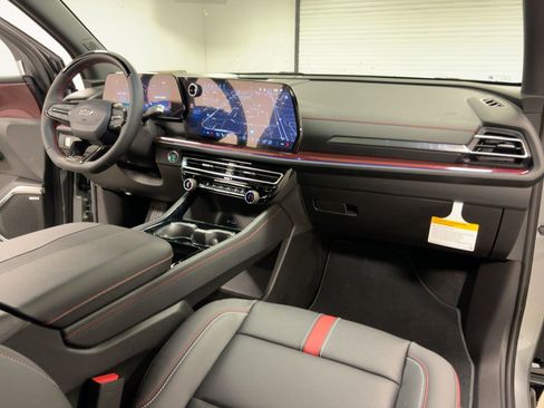 New 2026 Chevrolet Traverse RS image 29