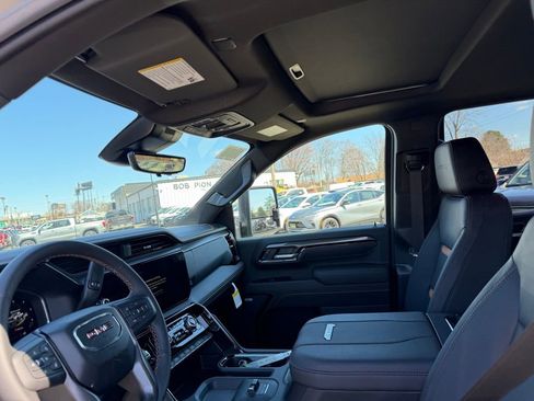 New 2026 GMC Sierra 3500 AT4 w/ AT4 Premium Plus Package AWD/4WD image 17