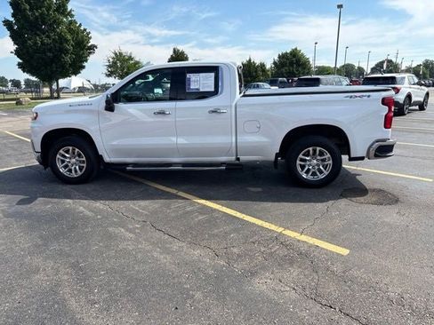 Used 2020 Chevrolet Silverado 1500 LTZ w/ LTZ Plus Package AWD/4WD image 16