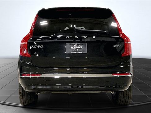Certified 2024 Volvo XC90 B5 Plus image 5