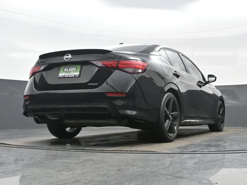 Used 2022 Nissan Sentra SR w/ Midnight Edition image 29