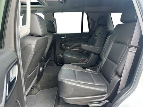 Used 2017 GMC Yukon SLT w/ Open Road Package AWD/4WD image 11