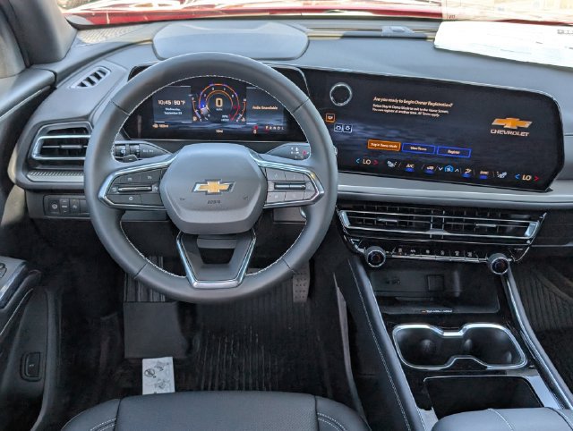 New 2027 Chevrolet Traverse LT w/ Driver Confidence Package FWD image 4