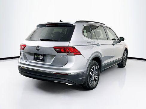 Used 2020 Volkswagen Tiguan SE AWD/4WD image 9