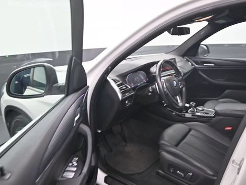Used 2024 BMW X3 xDrive30i AWD/4WD image 11