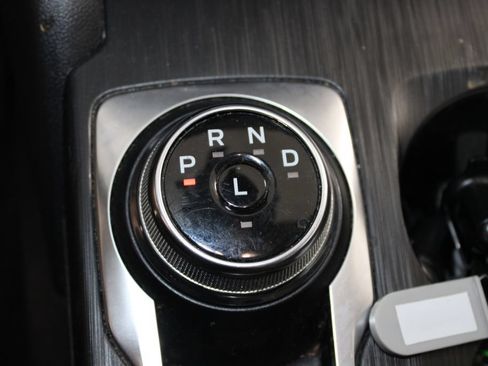 Used 2025 Ford Escape Active AWD/4WD image 27