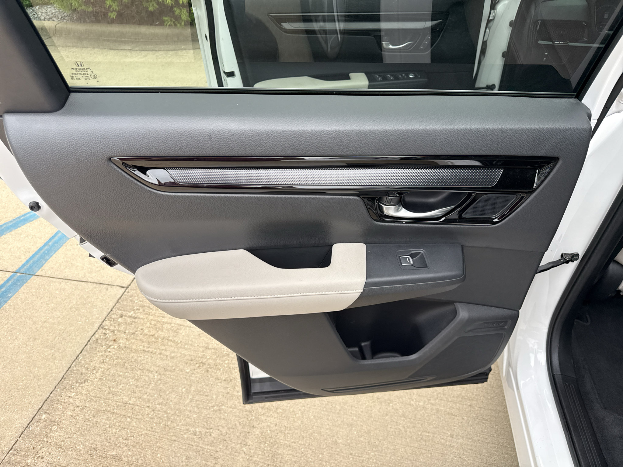 Used 2024 Honda CR-V EX-L image 18
