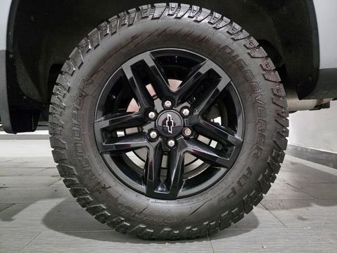 Used 2021 Chevrolet Silverado 1500 LT Trail Boss w/ Convenience Package II AWD/4WD image 23