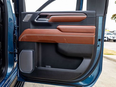 Used 2026 GMC Sierra 3500 Denali Ultimate image 38