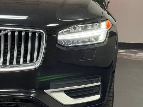 Used 2023 Volvo XC90 B6 Plus AWD/4WD image 8
