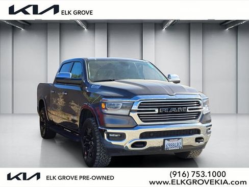 Used 2019 RAM 1500 Laramie AWD/4WD image 1
