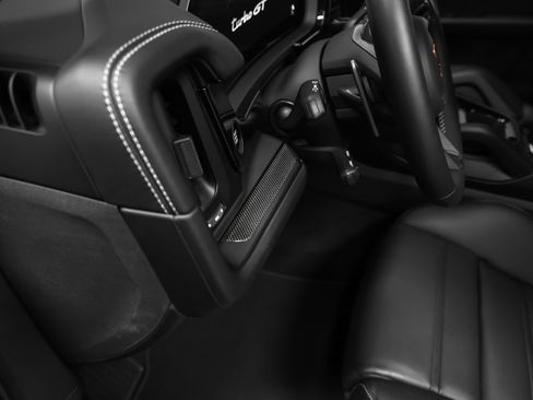 Certified 2025 Porsche Cayenne Turbo GT AWD/4WD image 42