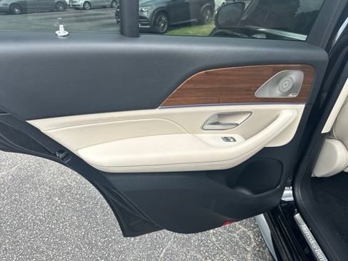 Used 2024 Mercedes-Benz GLE 350 4MATIC image 10