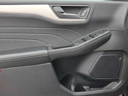 Certified 2022 Ford Escape SE image 12