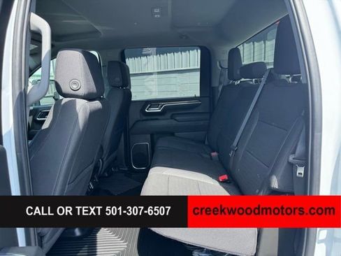 Used 2025 Chevrolet Silverado 2500 LT w/ Convenience Package AWD/4WD image 12