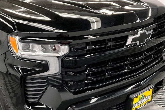 Used 2024 Chevrolet Silverado 1500 RST AWD/4WD image 34