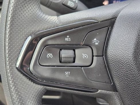 Used 2025 Chevrolet TrailBlazer LT AWD/4WD image 20