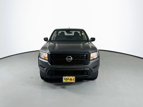 Used 2022 Nissan Frontier S w/ Technology Package RWD image 4