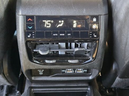 Used 2021 Jeep Grand Cherokee L Limited AWD/4WD image 19