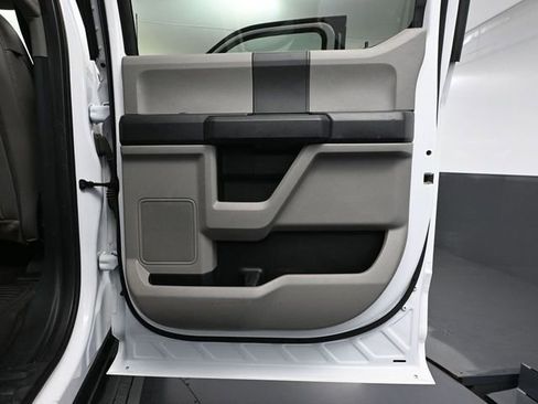 Used 2021 Ford F250 XL w/ Power Equipment Group image 40