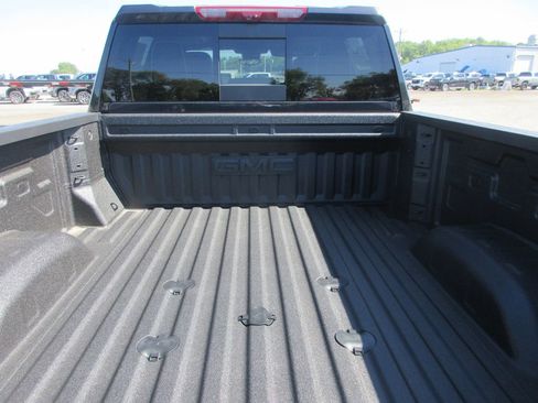 New 2026 GMC Sierra 2500 AT4X w/ AT4X AEV Edition AWD/4WD image 7