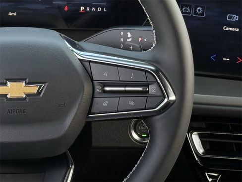 New 2026 Chevrolet Traverse LT image 14