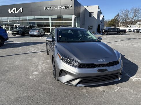 Certified 2023 Kia Forte LXS image 1