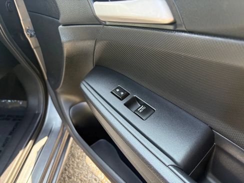 Used 2010 Honda Accord LX-P image 24