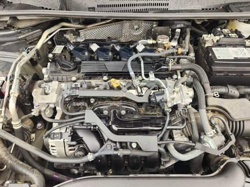 Used 2024 Toyota Corolla LE FWD image 21