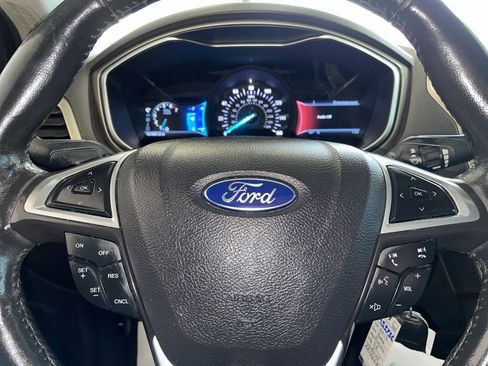 Used 2014 Ford Fusion SE w/ Equipment Group 202A image 23