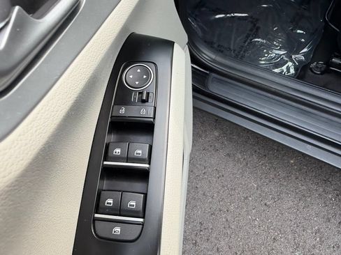 Used 2021 Kia Soul LX FWD image 11