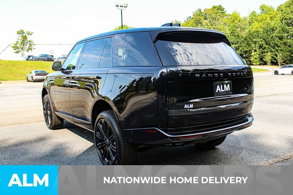 Used 2025 Land Rover Range Rover Long Wheelbase SE AWD/4WD image 4