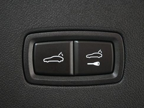 Certified 2026 Porsche Cayenne GTS AWD/4WD image 36