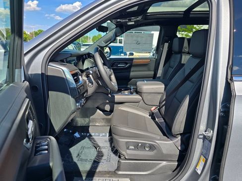 New 2026 GMC Yukon Denali w/ Denali Reserve Package AWD/4WD image 22