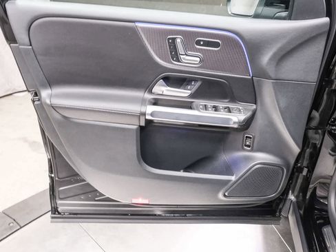 Certified 2023 Mercedes-Benz GLB 250 image 27