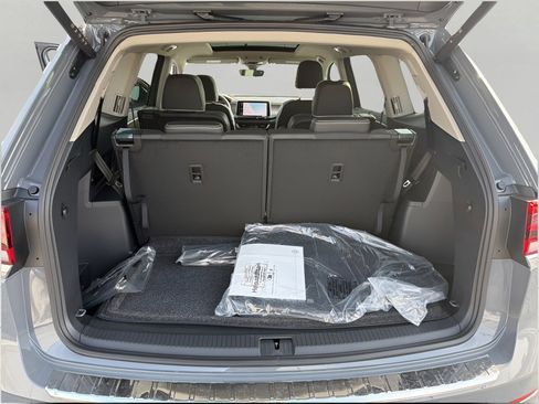 New 2026 Volkswagen Atlas SEL Premium R-Line AWD/4WD image 29