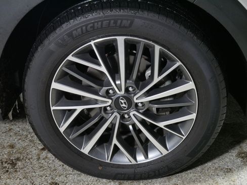 Used 2021 Hyundai Tucson Limited image 15