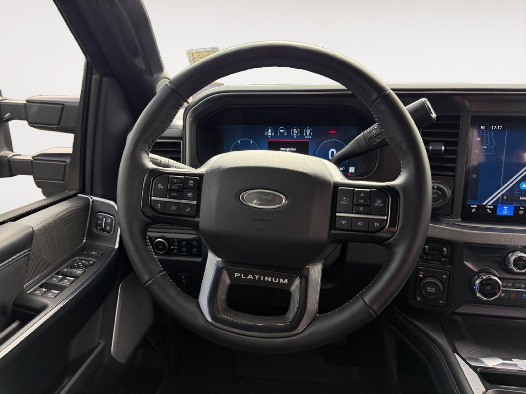 Used 2025 Ford F350 Platinum w/ FX4 Off-Road Package AWD/4WD image 13