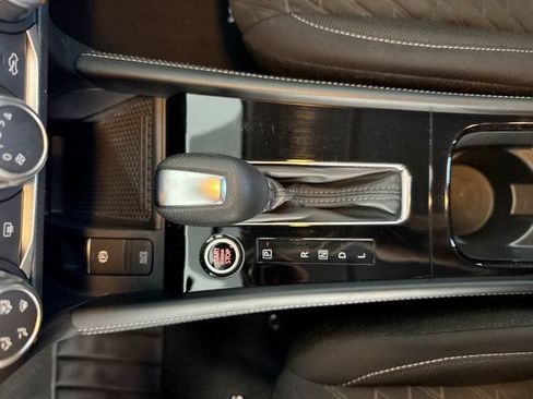 Used 2023 Nissan Kicks SV FWD image 21